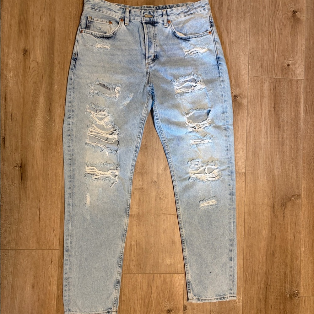 Light Wash Distressed Boyfriend Jeans